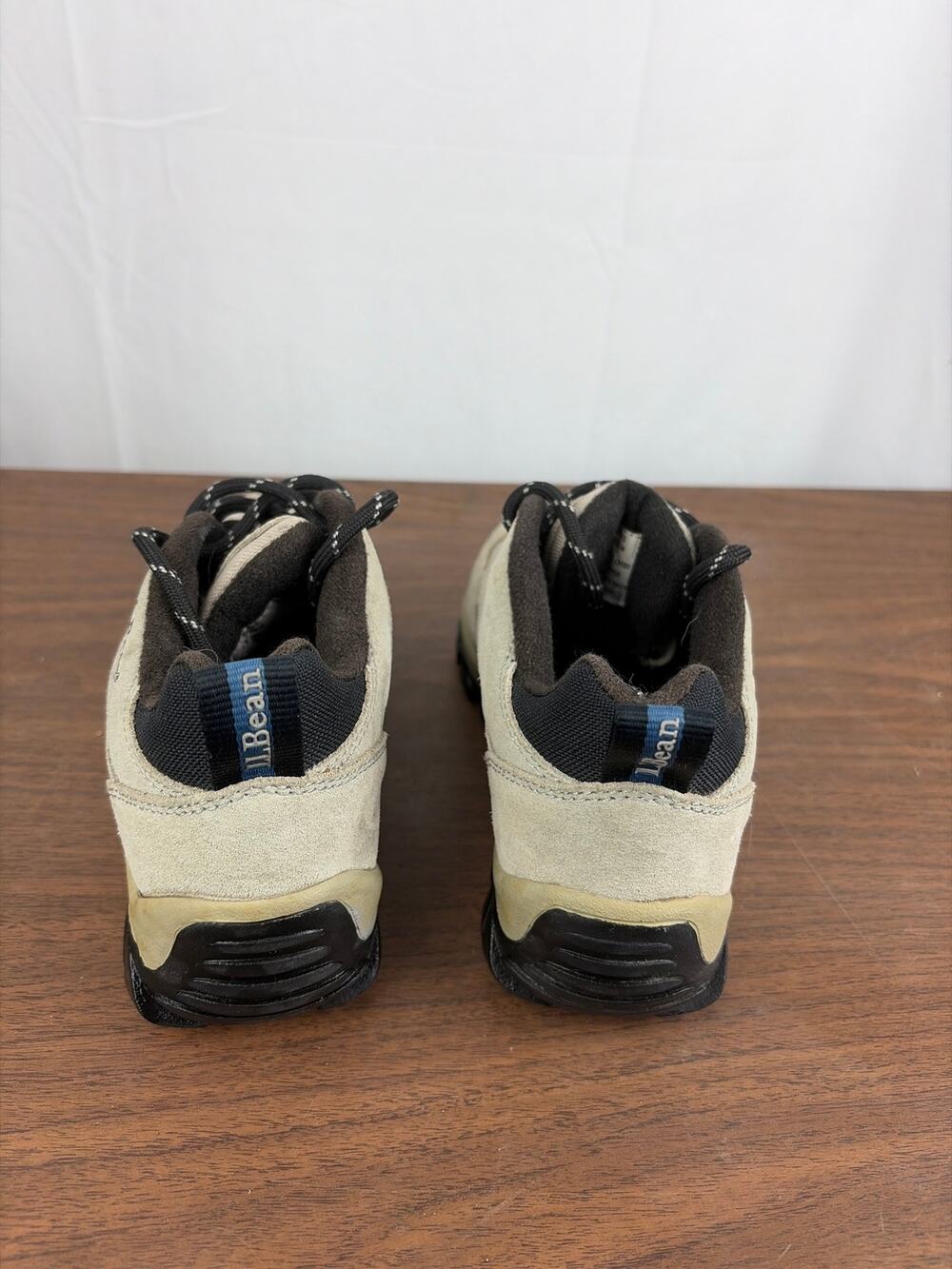 LL Bean Vintage Trail Hiking Shoes Womens 6.5 M Tan Suede Canvas Low Sneakers